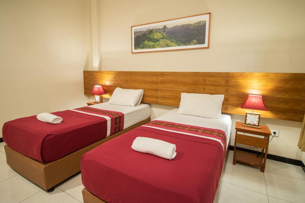 Kuta Suci Guesthouse Ngoại thất bức ảnh