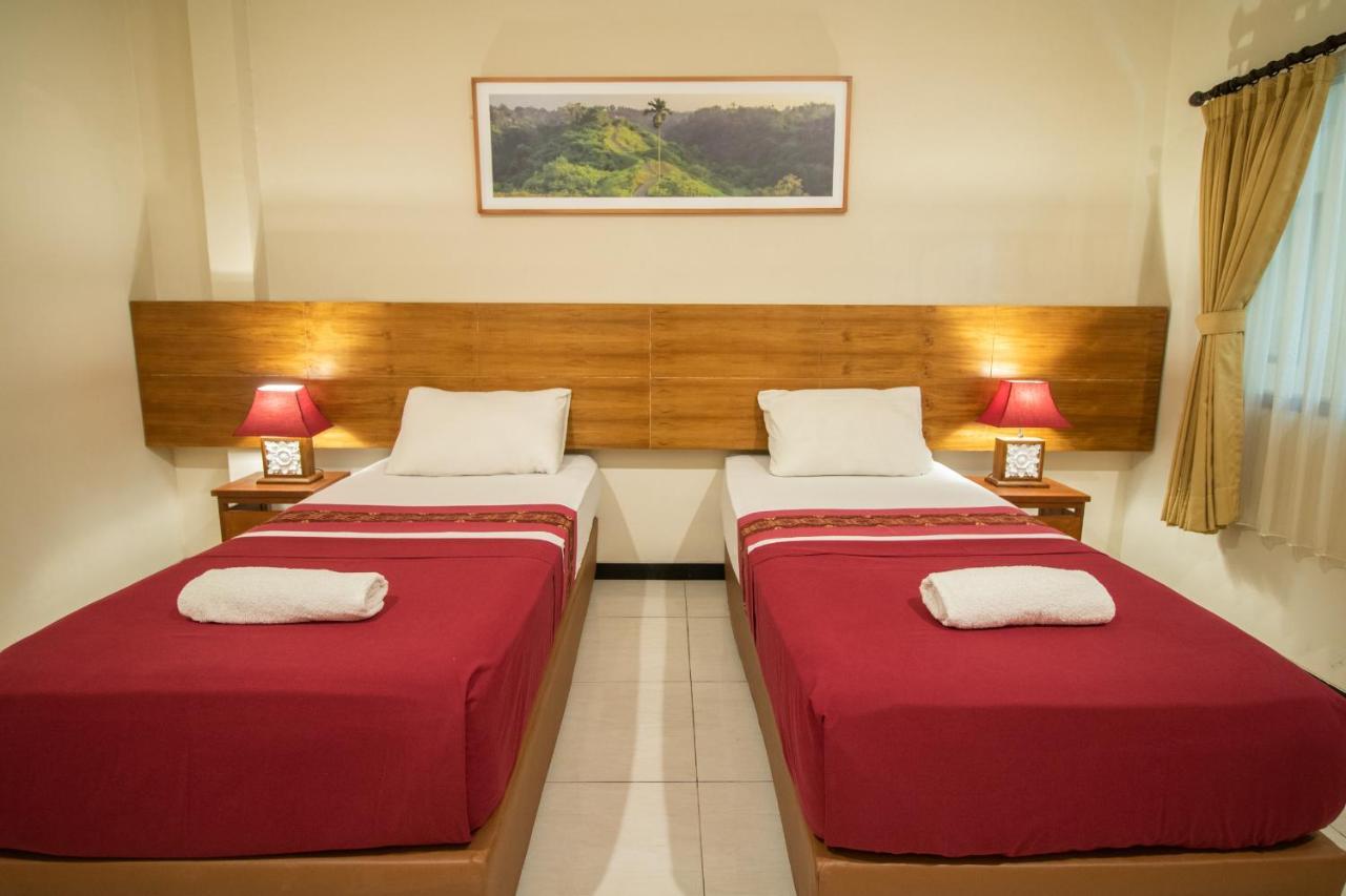 Kuta Suci Guesthouse Ngoại thất bức ảnh