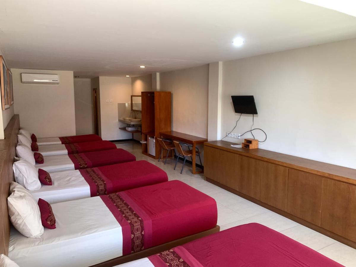 Kuta Suci Guesthouse Ngoại thất bức ảnh