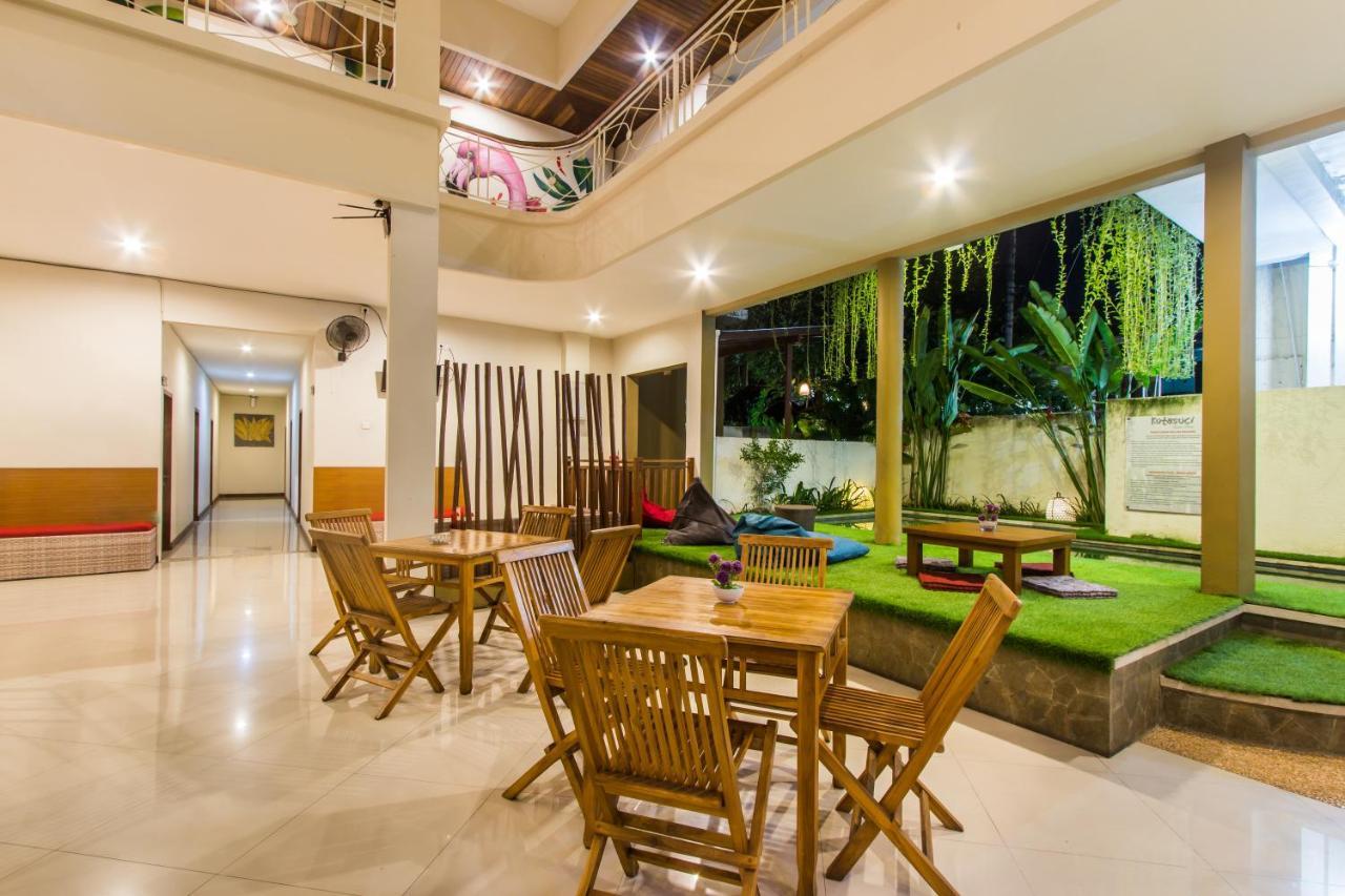 Kuta Suci Guesthouse Ngoại thất bức ảnh